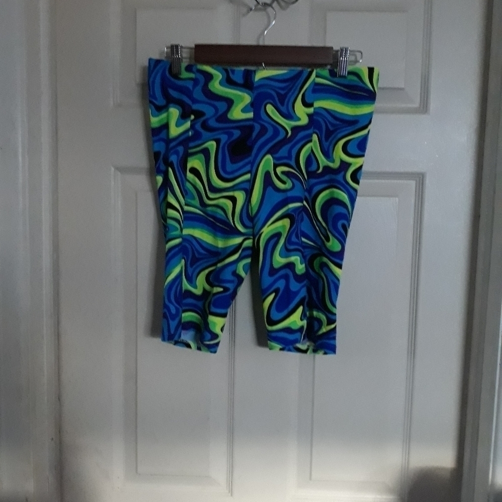 Legs by Liz colorful biker shorts A-2 5/$25